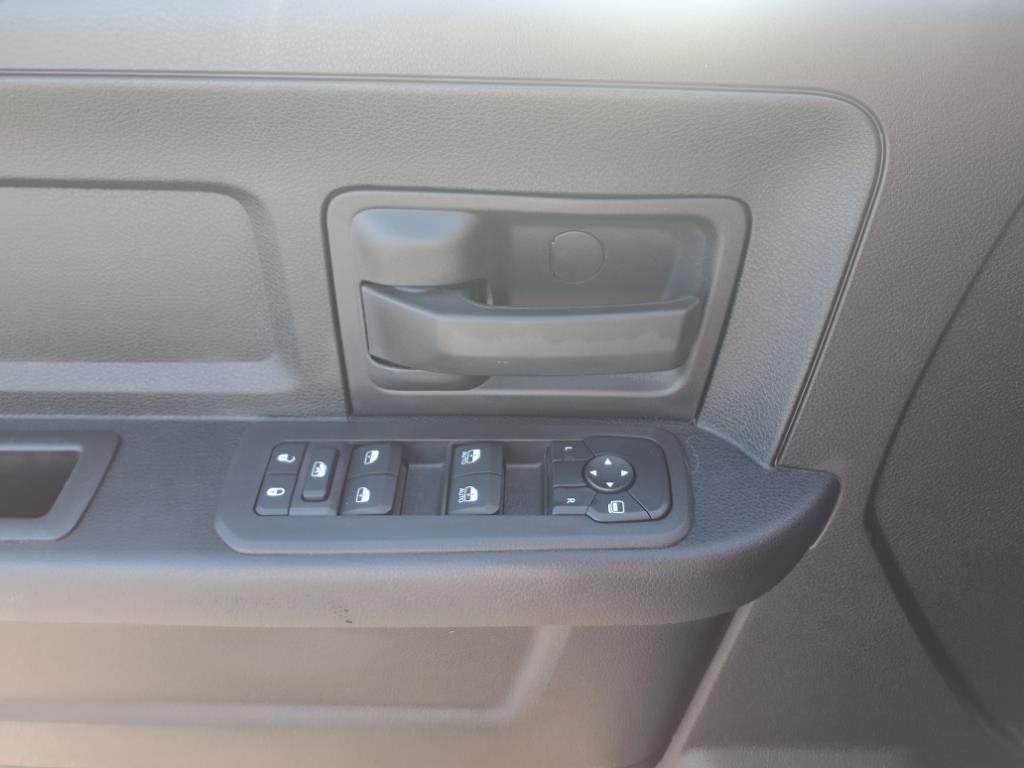 new 2025 Ram 2500 car, priced at $47,932