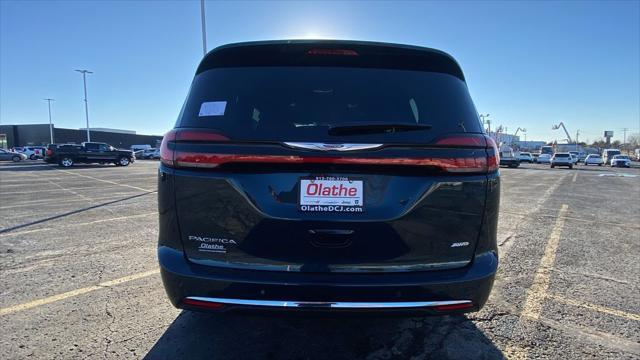 new 2025 Chrysler Pacifica car, priced at $48,660