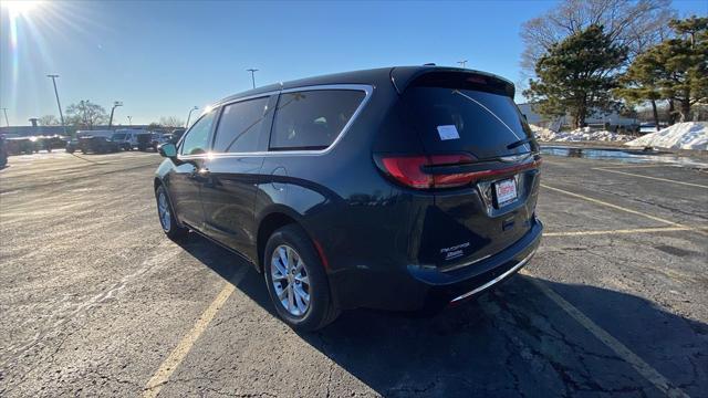 new 2025 Chrysler Pacifica car, priced at $48,660