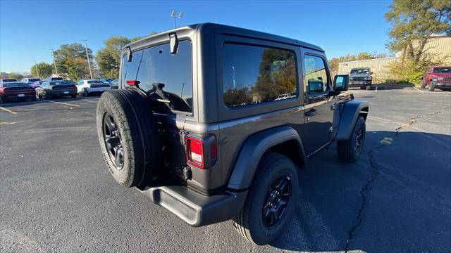 new 2025 Jeep Wrangler car, priced at $39,475