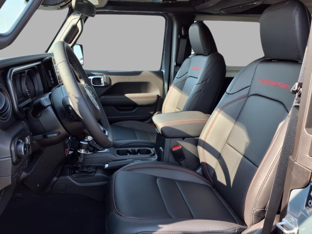 new 2025 Jeep Wrangler car, priced at $49,628