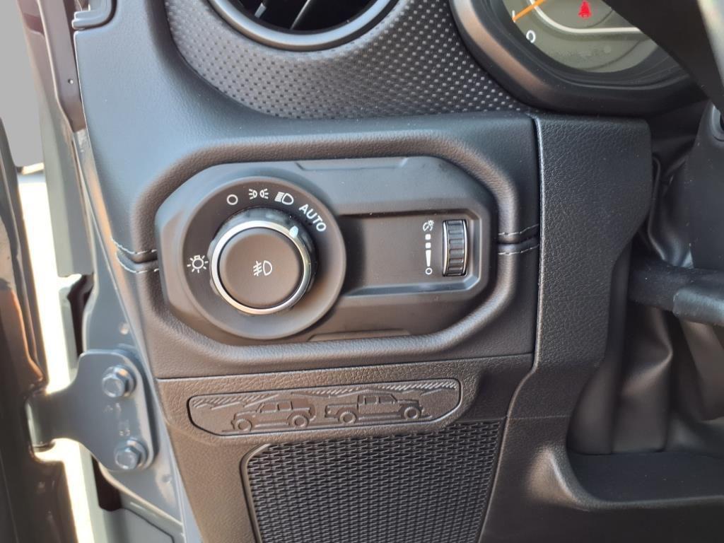 new 2025 Jeep Wrangler car, priced at $49,628