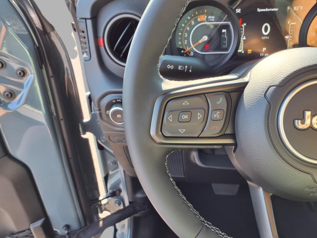 new 2025 Jeep Wrangler car, priced at $49,628