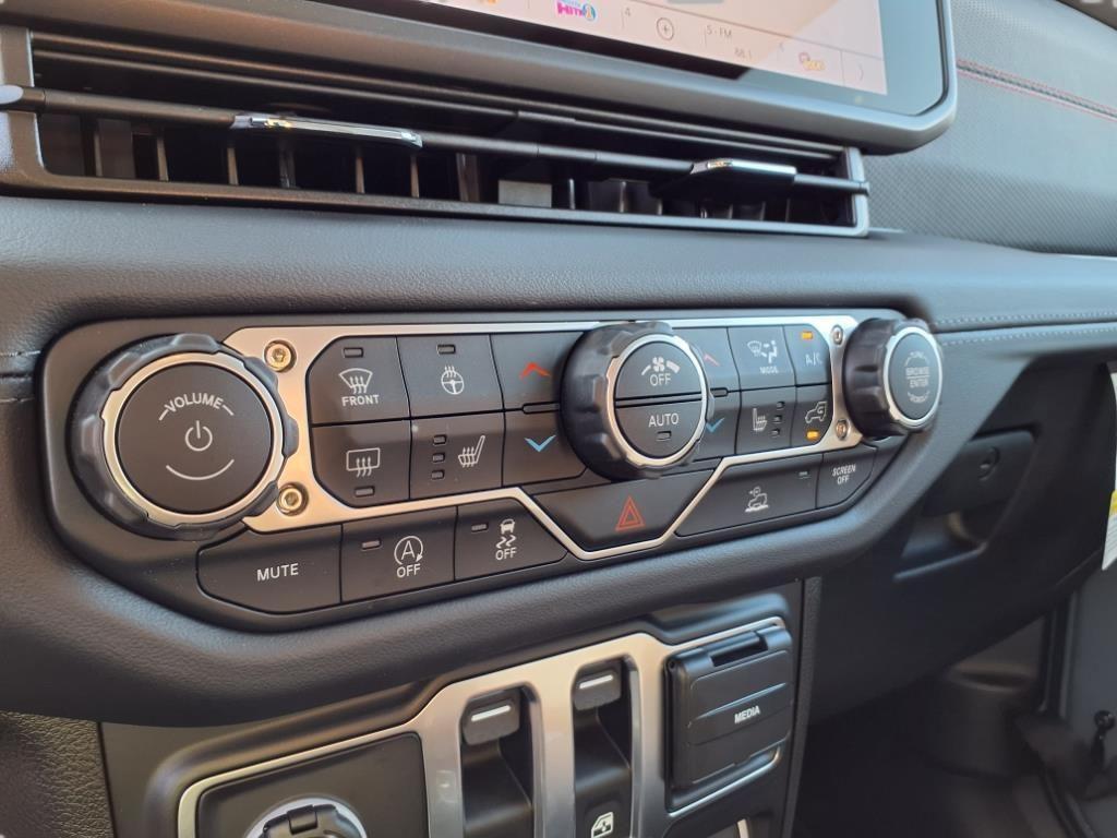 new 2025 Jeep Wrangler car, priced at $49,628