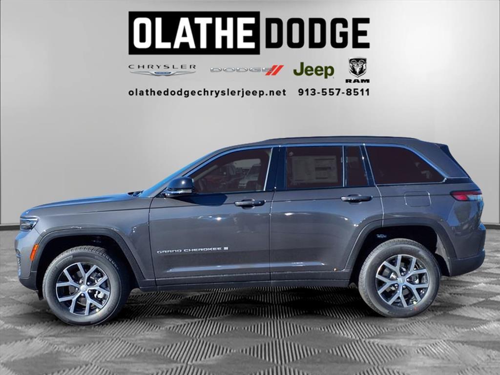 new 2025 Jeep Grand Cherokee car, priced at $42,873