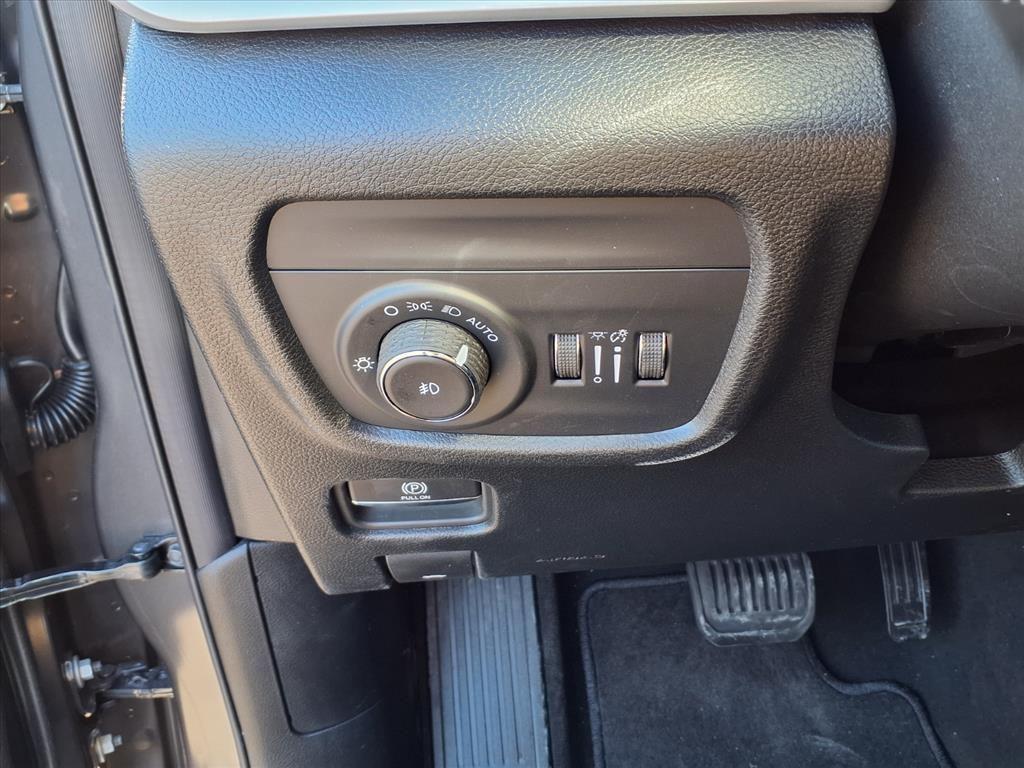 new 2025 Jeep Grand Cherokee car, priced at $42,873