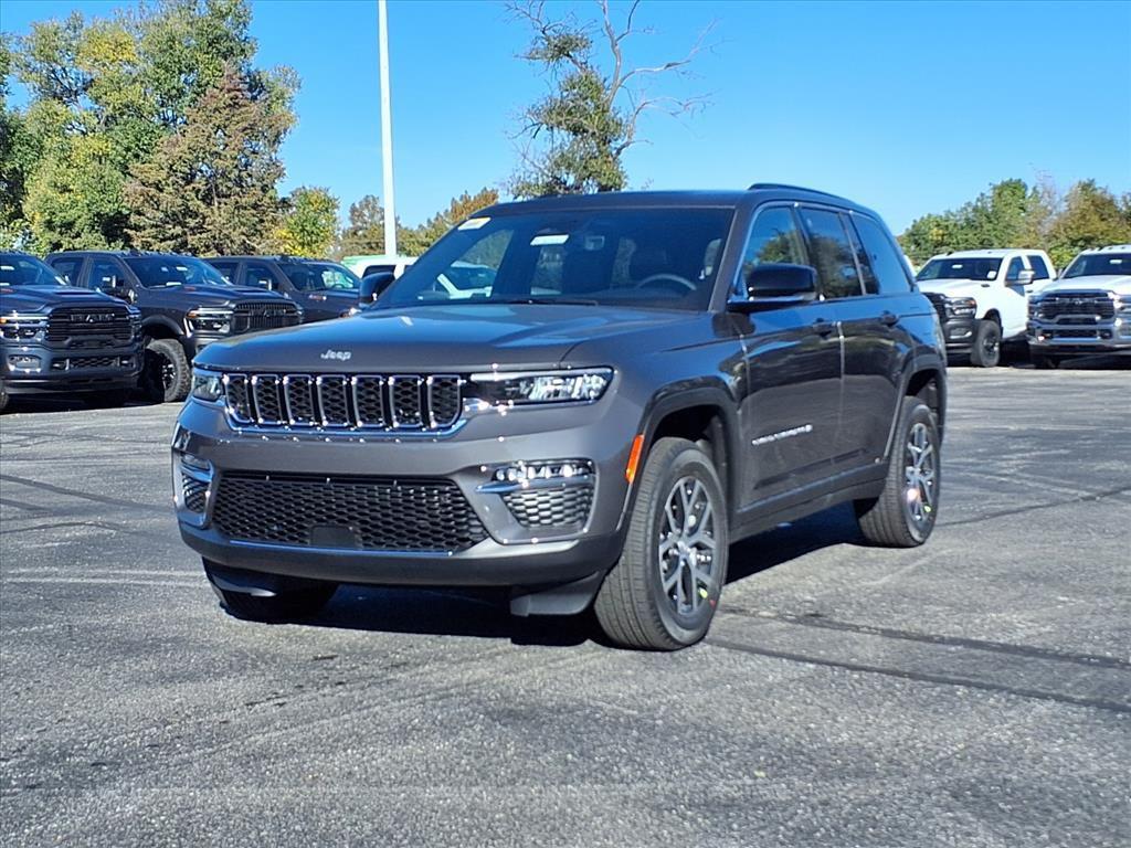 new 2025 Jeep Grand Cherokee car, priced at $42,873