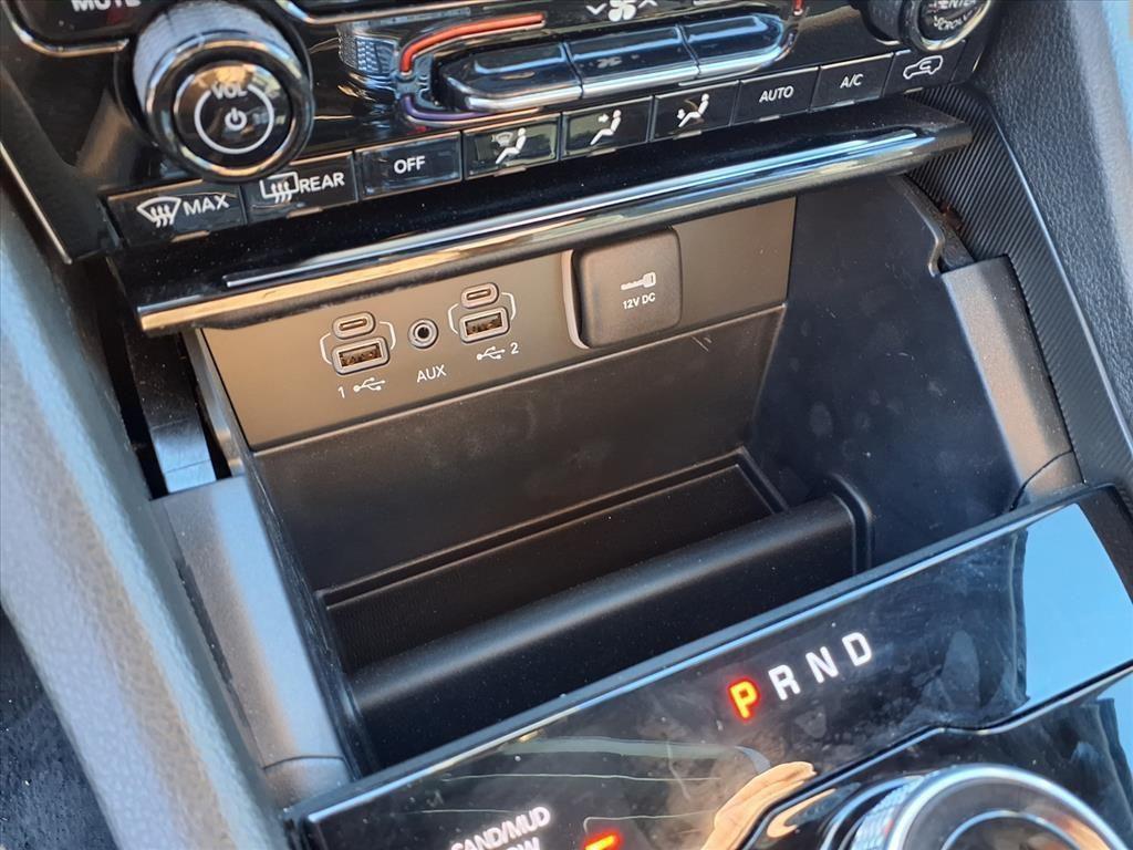 new 2025 Jeep Grand Cherokee car, priced at $42,873