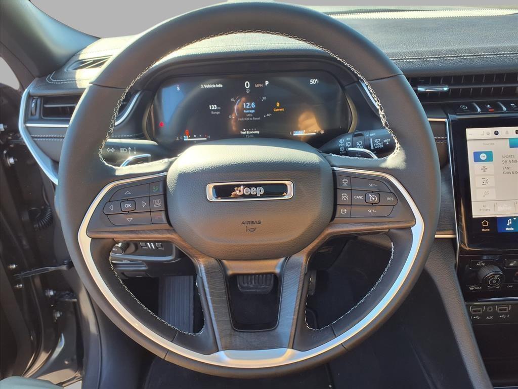 new 2025 Jeep Grand Cherokee car, priced at $42,873