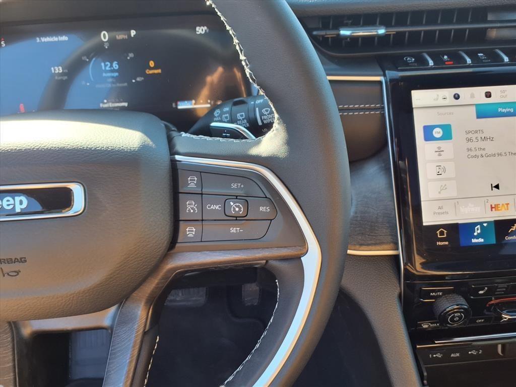 new 2025 Jeep Grand Cherokee car, priced at $42,873