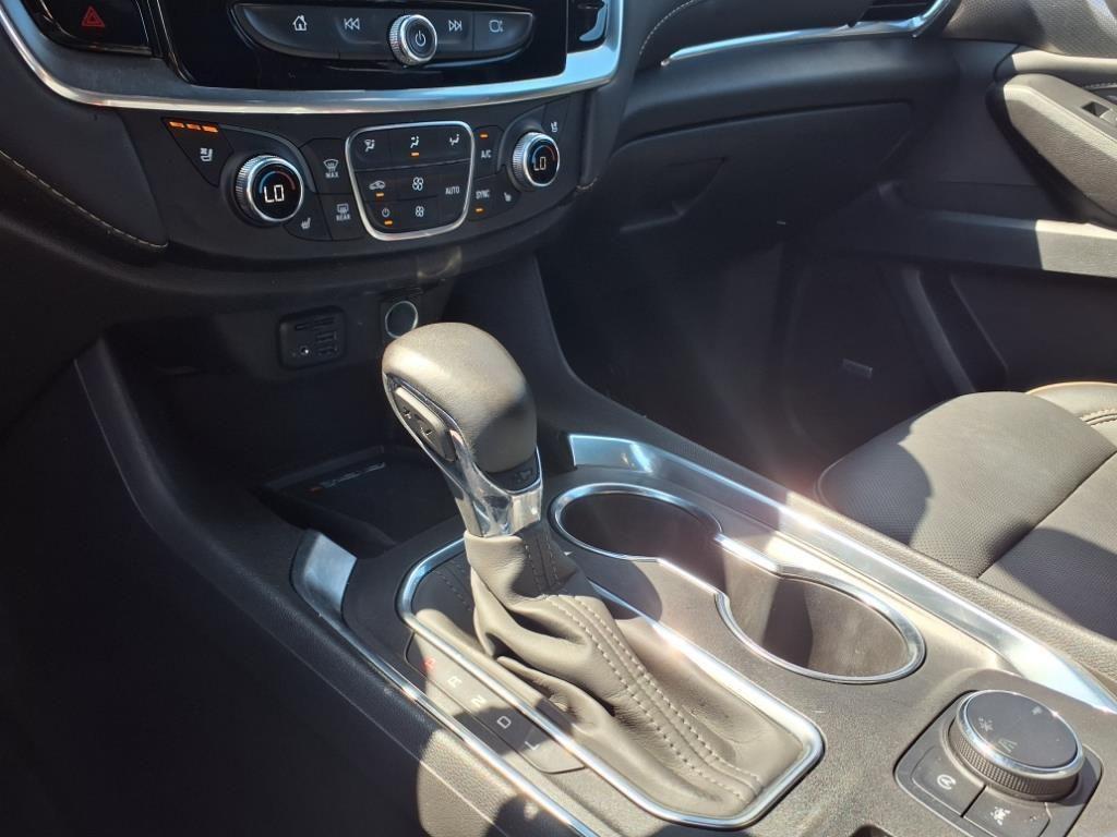 used 2022 Chevrolet Traverse car, priced at $34,550