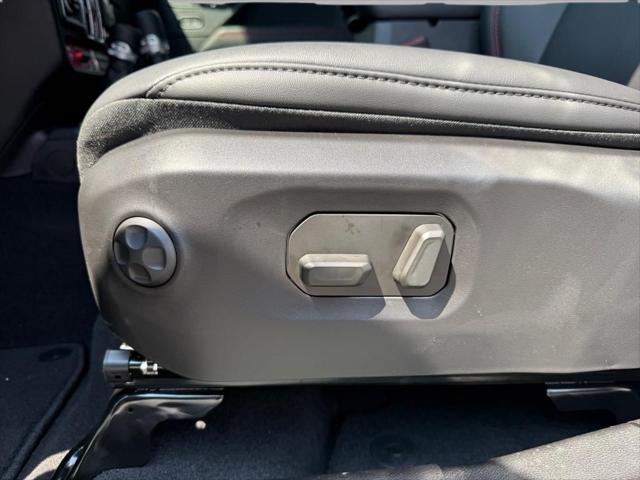 new 2025 Jeep Wrangler car, priced at $58,168