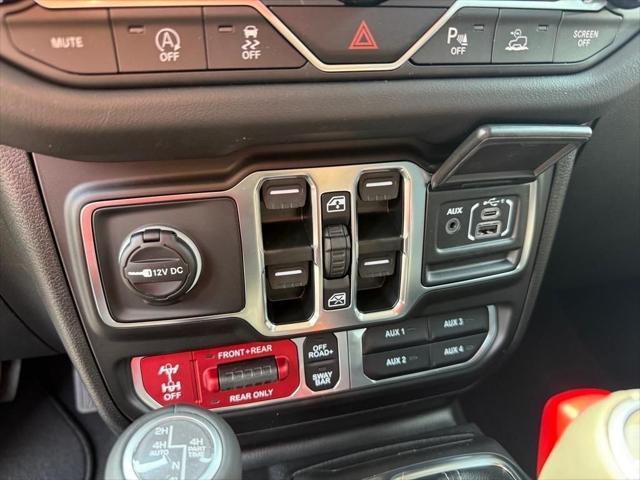 new 2025 Jeep Wrangler car, priced at $58,168