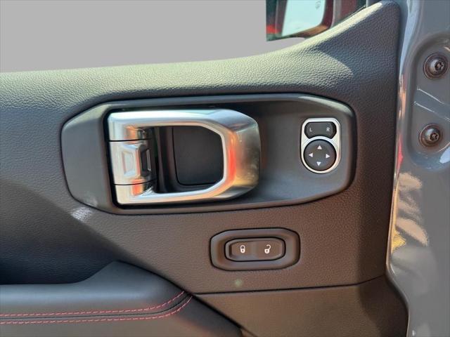 new 2025 Jeep Wrangler car, priced at $58,168