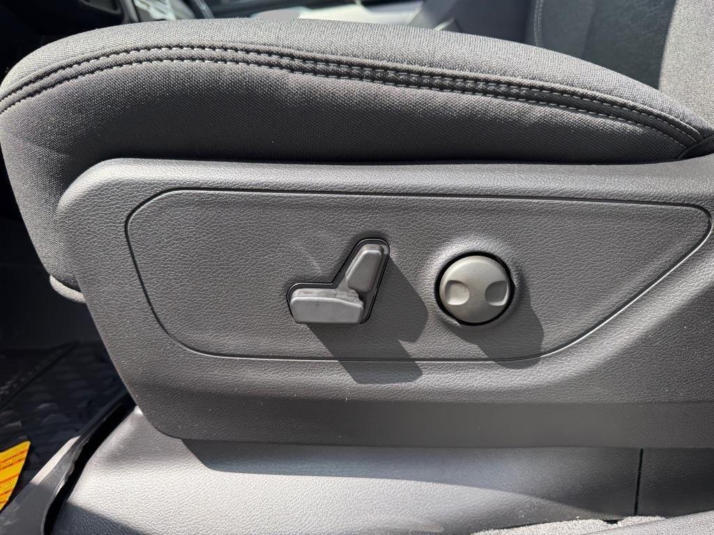 new 2025 Ram 1500 car, priced at $42,901