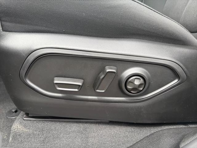 new 2025 Jeep Grand Cherokee L car, priced at $39,969