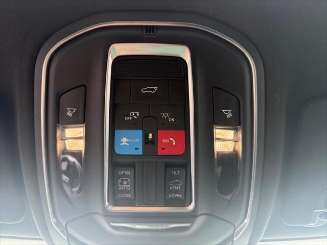 new 2025 Jeep Grand Cherokee L car, priced at $38,004