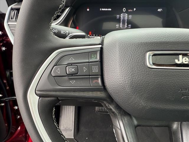 new 2025 Jeep Grand Cherokee car, priced at $37,500