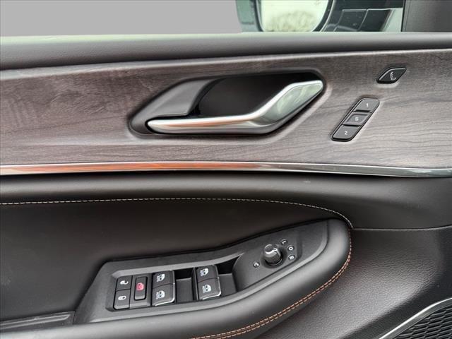new 2025 Jeep Grand Cherokee L car, priced at $59,231