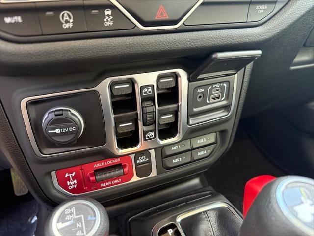 new 2025 Jeep Wrangler car, priced at $60,995