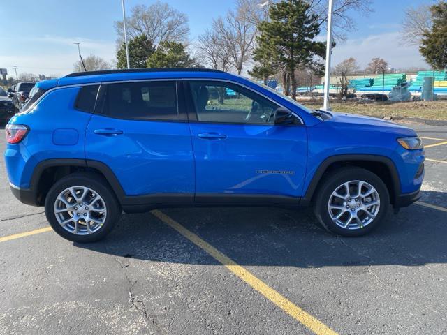 new 2024 Jeep Compass car, priced at $29,360