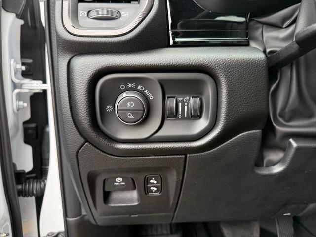 new 2025 Ram 1500 car, priced at $60,529