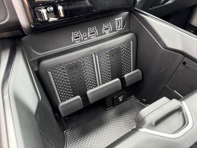 new 2025 Ram 1500 car, priced at $60,529