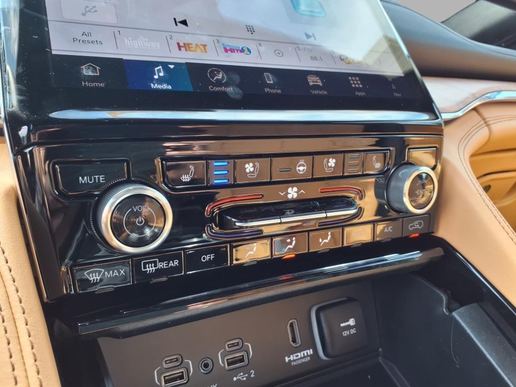 new 2025 Jeep Grand Cherokee car, priced at $60,760