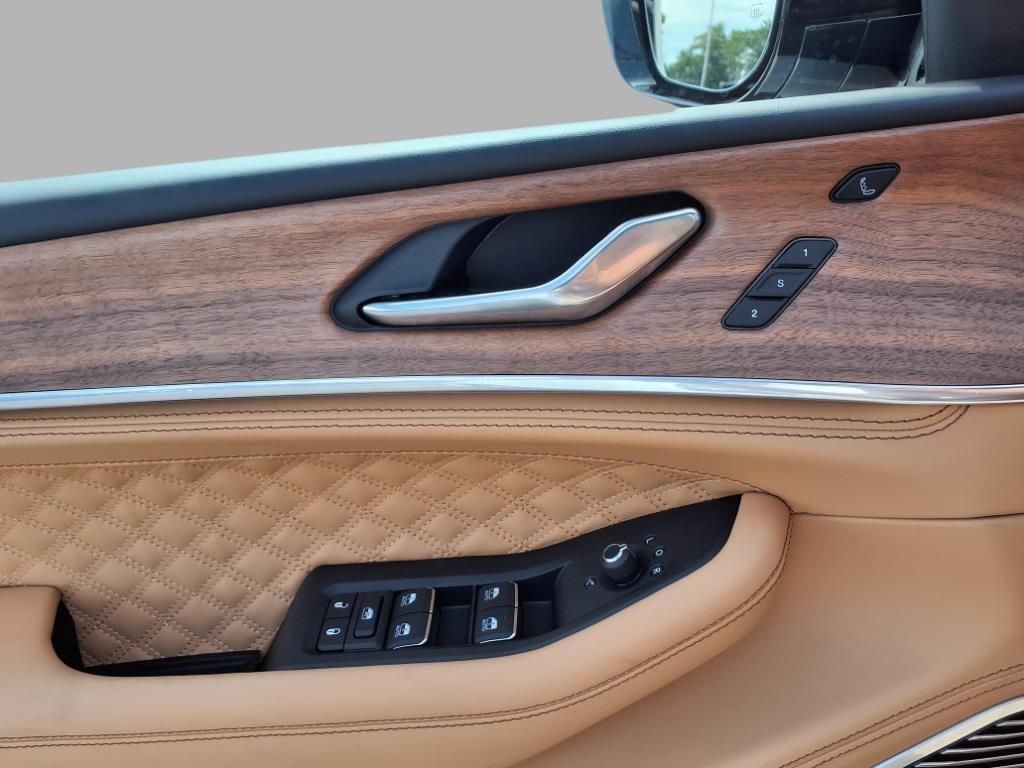 new 2025 Jeep Grand Cherokee car, priced at $60,760