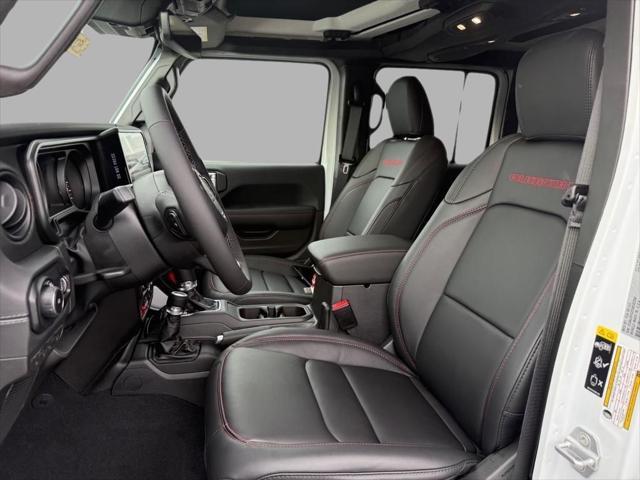 new 2025 Jeep Wrangler car, priced at $59,217