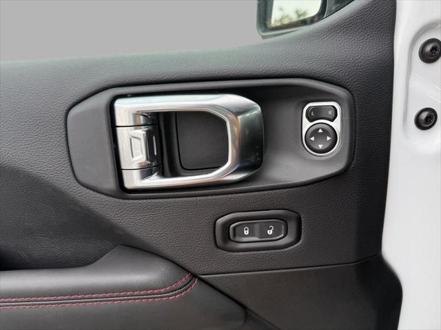 new 2025 Jeep Wrangler car, priced at $59,217