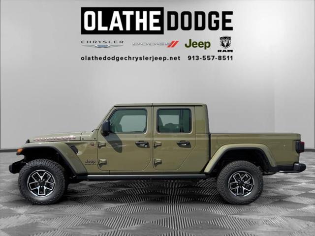 new 2025 Jeep Gladiator car, priced at $50,233