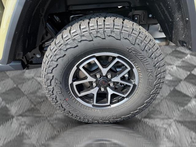 new 2025 Jeep Gladiator car, priced at $50,233