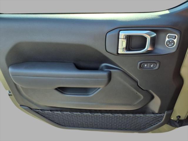 new 2025 Jeep Wrangler car, priced at $49,275