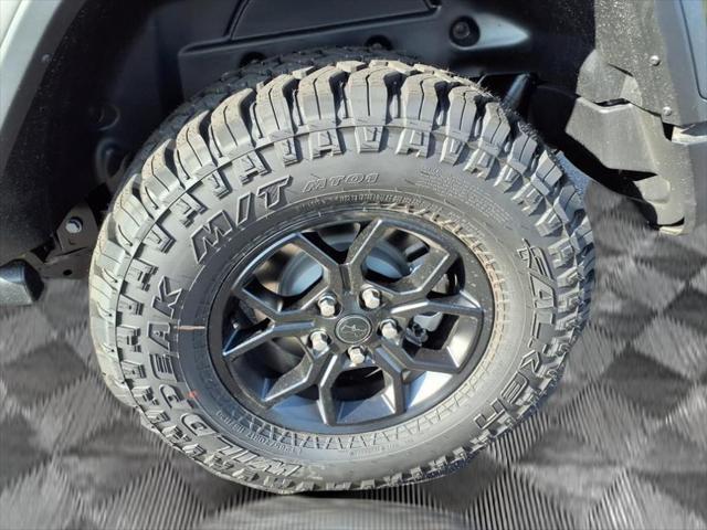 new 2025 Jeep Wrangler car, priced at $49,275