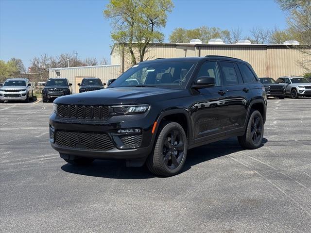 new 2025 Jeep Grand Cherokee car, priced at $47,572