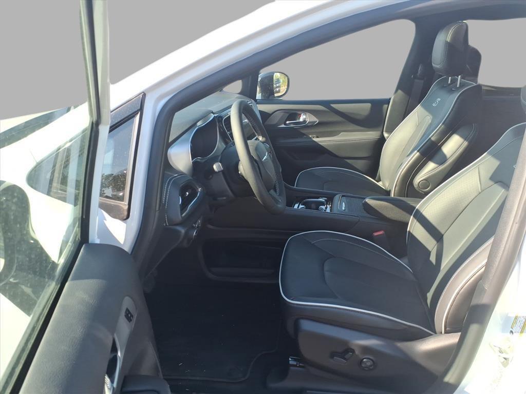 new 2026 Chrysler Pacifica car, priced at $47,750