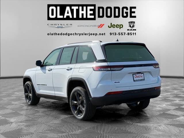 new 2025 Jeep Grand Cherokee car, priced at $39,900