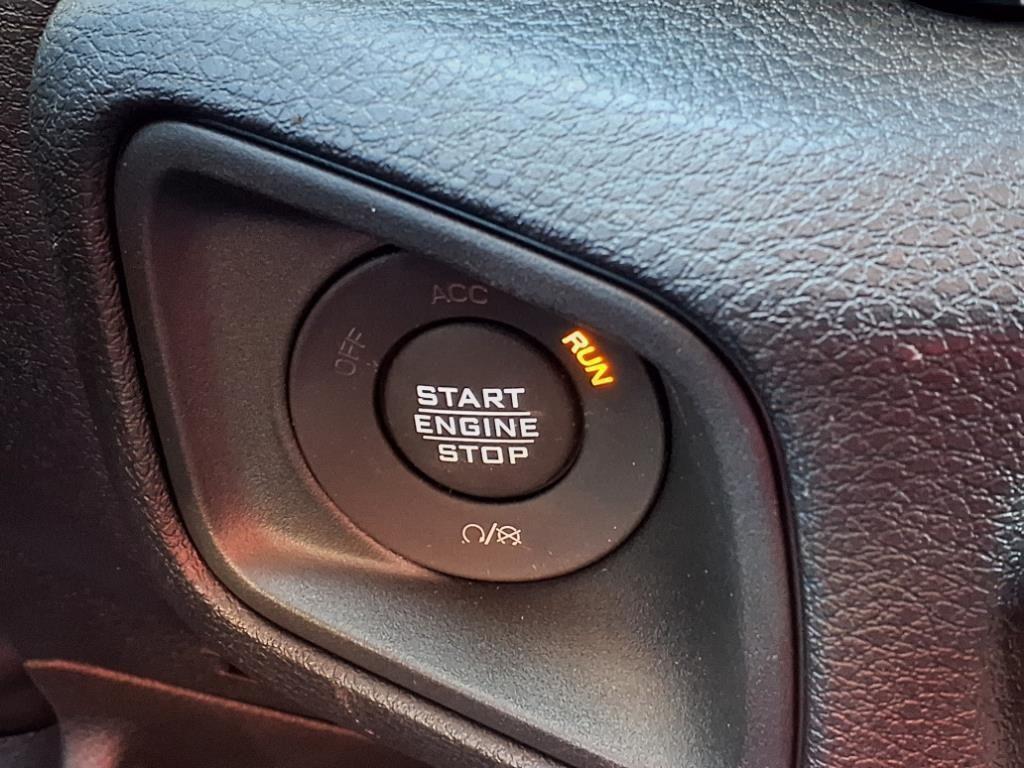 new 2025 Jeep Gladiator car, priced at $43,445