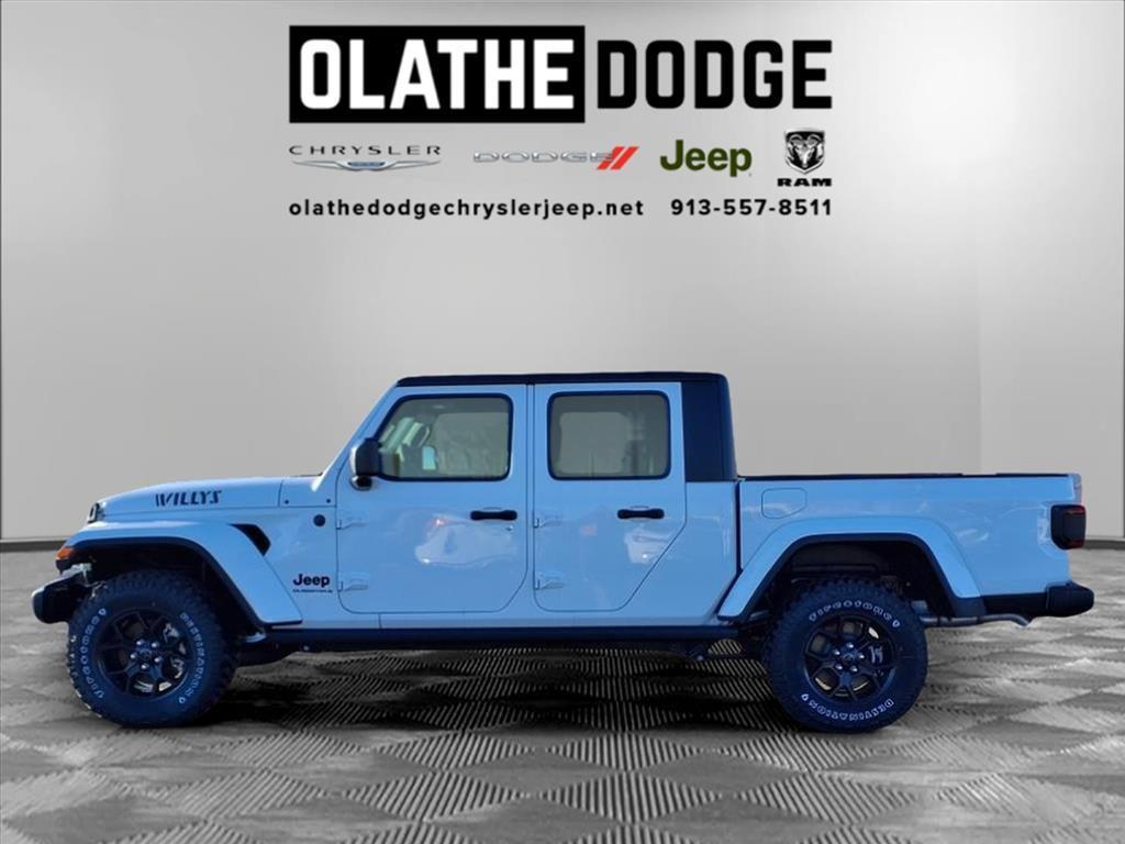 new 2025 Jeep Gladiator car, priced at $43,445