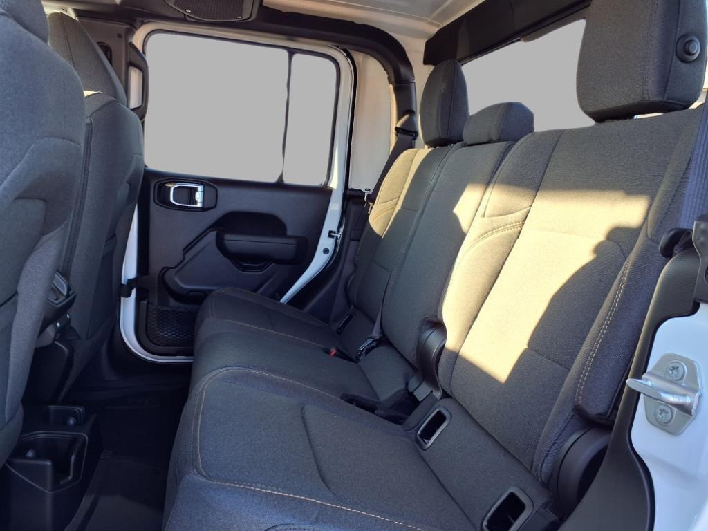 new 2025 Jeep Gladiator car, priced at $43,445