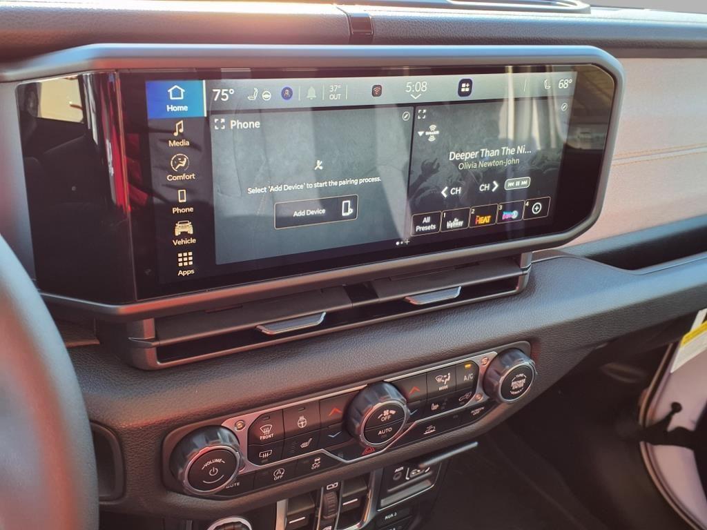 new 2025 Jeep Gladiator car, priced at $43,445