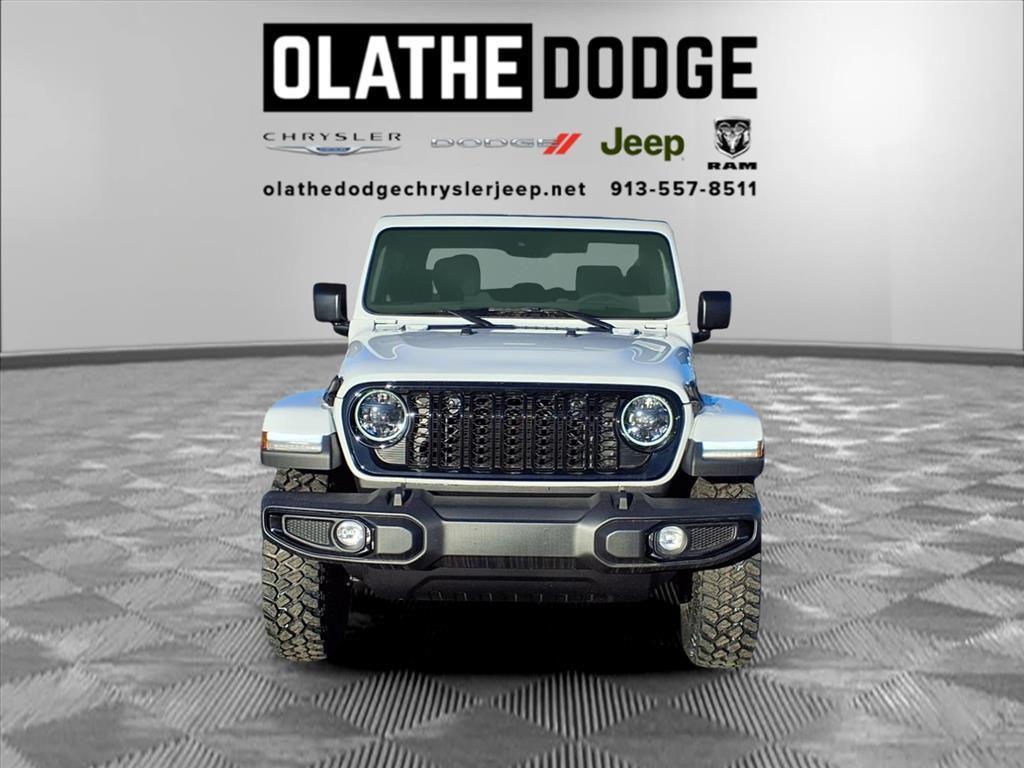 new 2025 Jeep Gladiator car, priced at $43,445