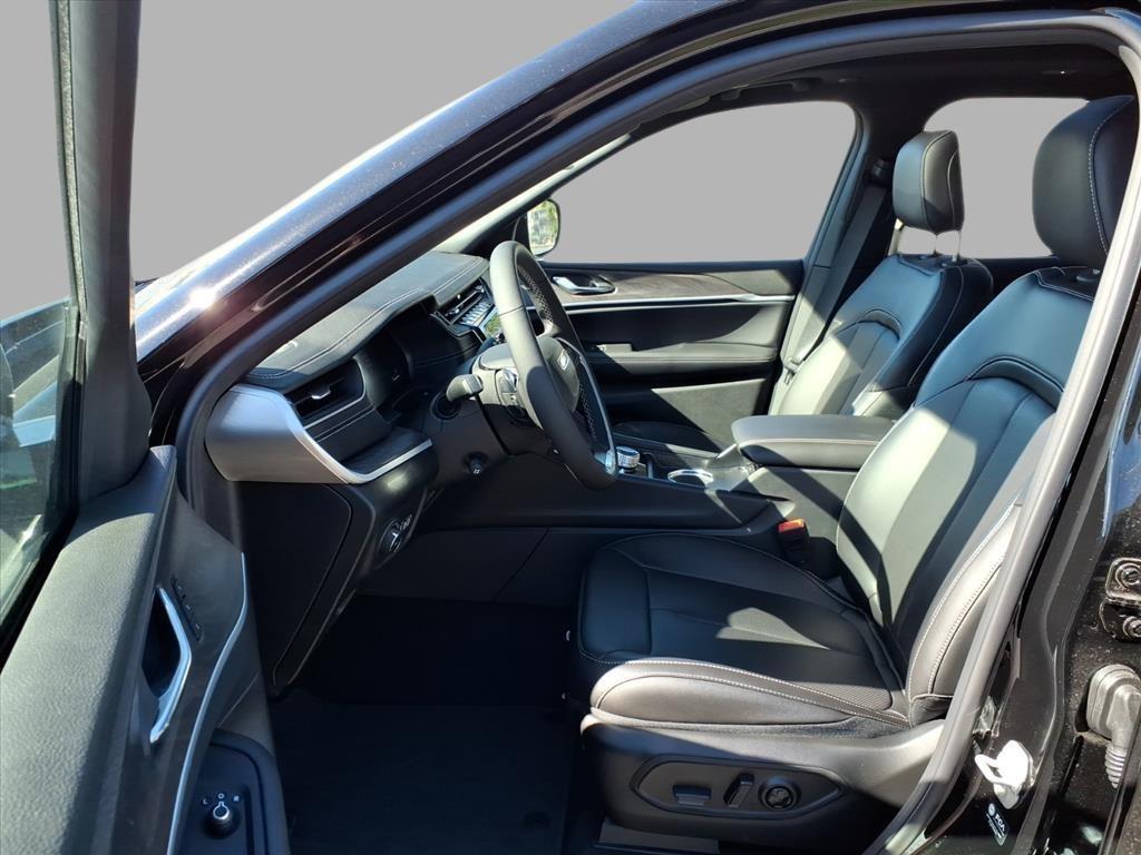 new 2025 Jeep Grand Cherokee L car, priced at $55,136