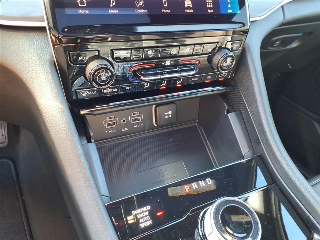 new 2025 Jeep Grand Cherokee L car, priced at $55,136