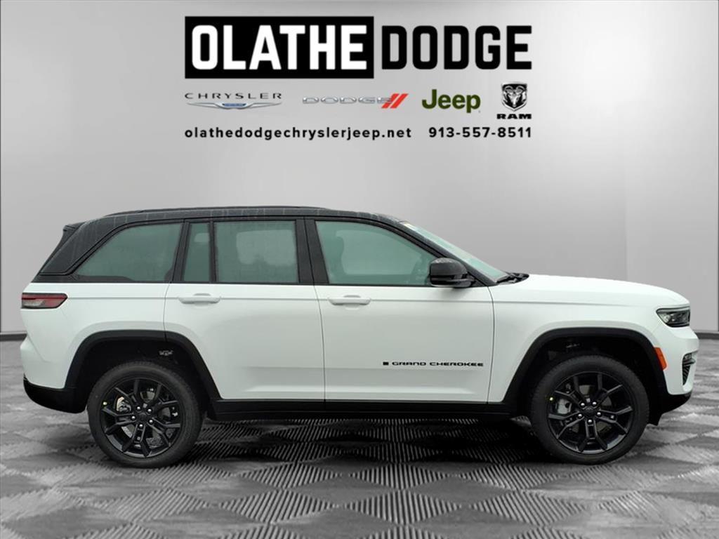 new 2025 Jeep Grand Cherokee car, priced at $45,719