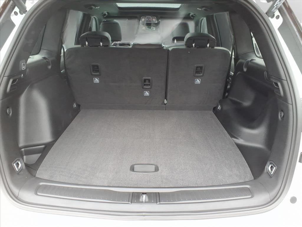 new 2025 Jeep Grand Cherokee car, priced at $45,719