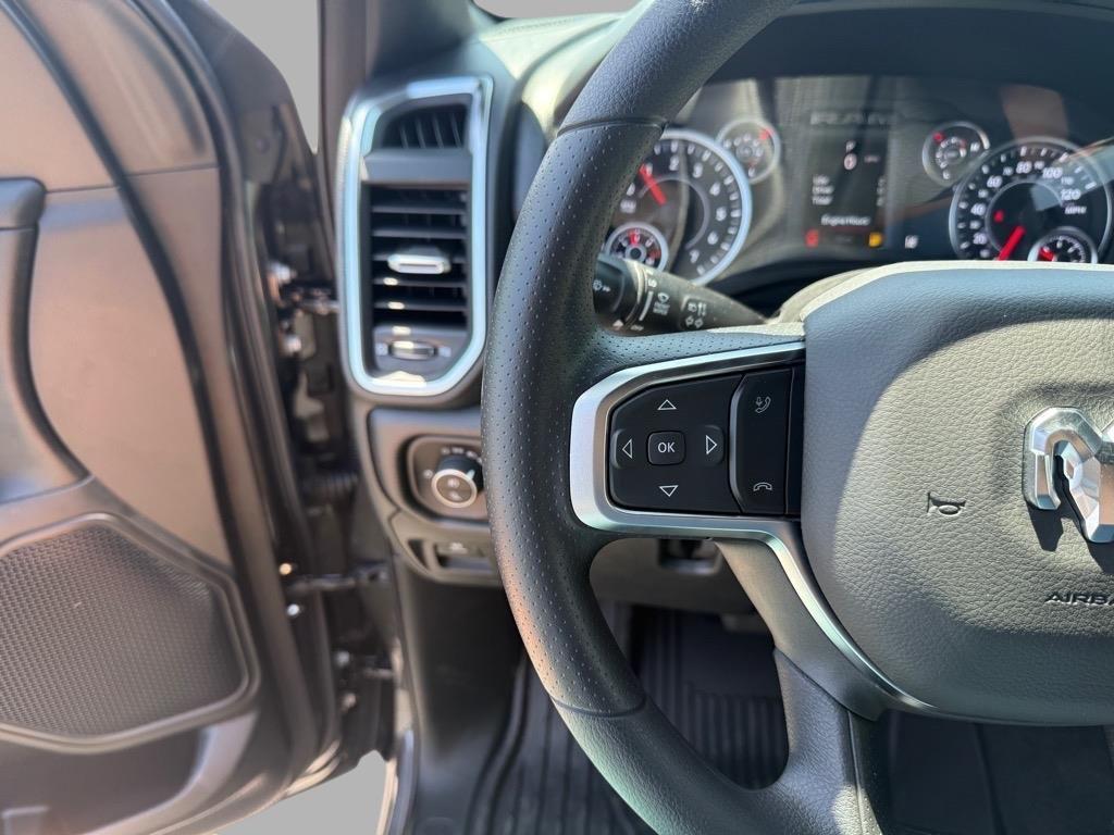 new 2025 Ram 1500 car, priced at $42,976