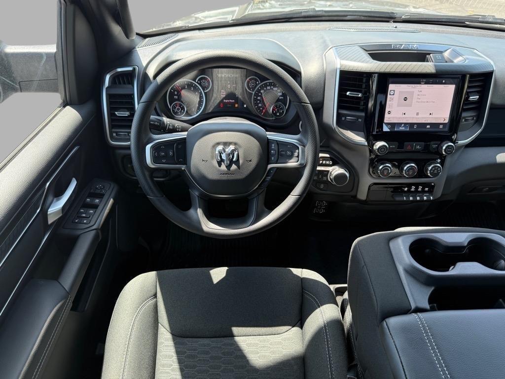 new 2025 Ram 1500 car, priced at $42,976