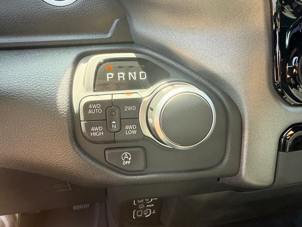 new 2025 Ram 1500 car, priced at $42,976